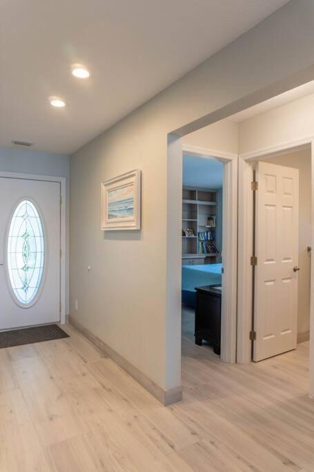 Amazing Water Front View Home Newly Renovated 3Bd 2Bth クリアウォーター・ビーチ エクステリア 写真